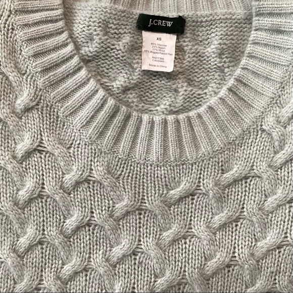 J.Crew Cable Crewneck Sweater Size XSmall - Picture 3 of 12
